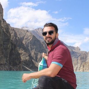 Meet your Posher, Asad